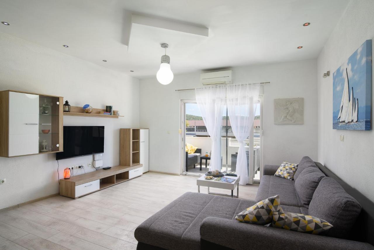 Mare&Antonio Apartment Trogir Exterior foto