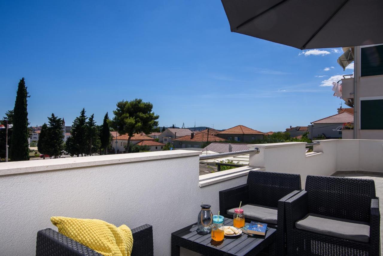 Mare&Antonio Apartment Trogir Exterior foto